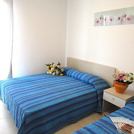 Isi Apartment Bibione Exterior photo