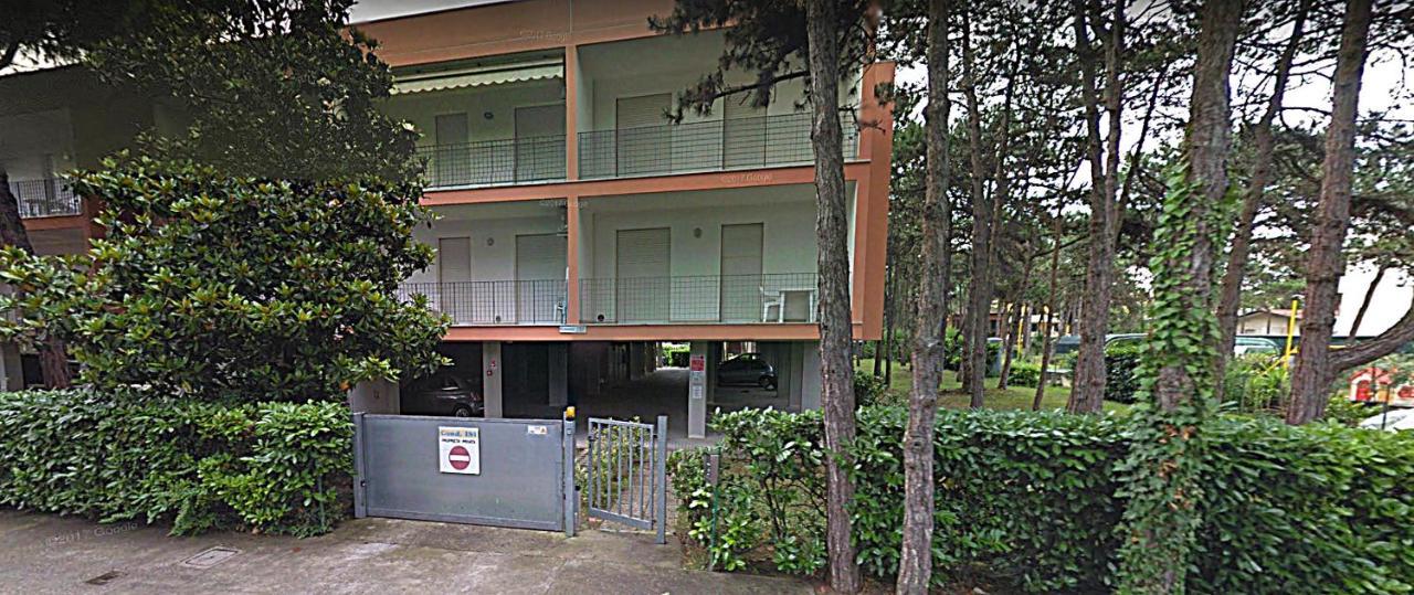 Isi Apartment Bibione Exterior photo
