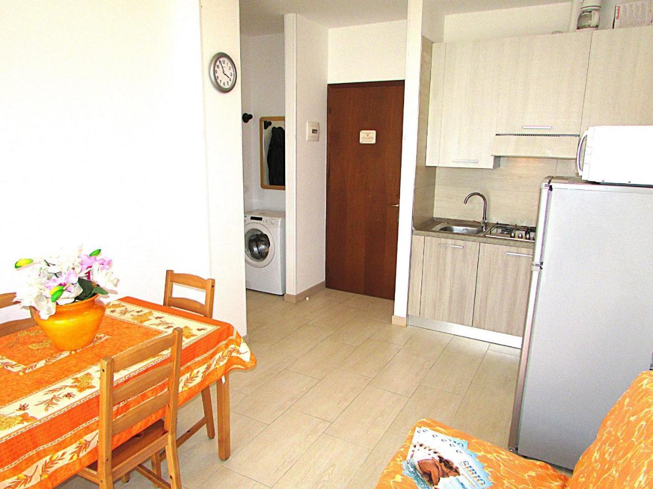 Isi Apartment Bibione Exterior photo